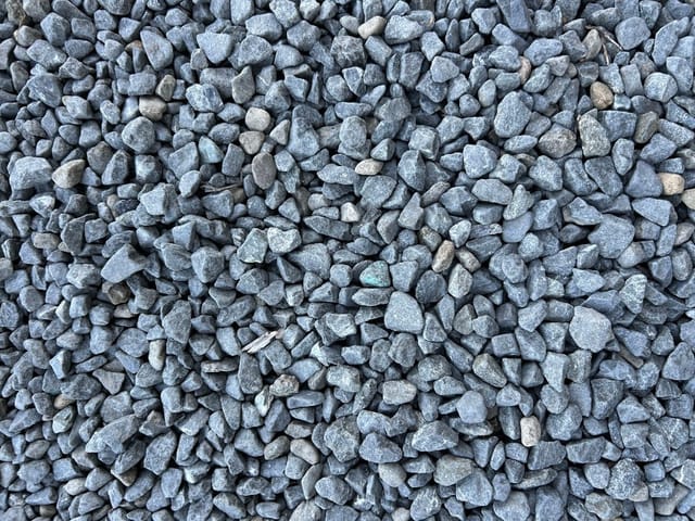 Crushed limestone